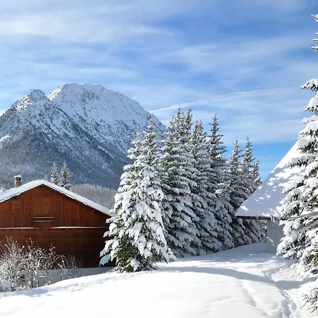 Avec Coin Montagne Pour 4 Pers, Skis Aux Pieds - Fr-1-445-72